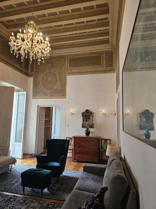 Appartamento Storico Nel Centro Florenţa Exterior foto